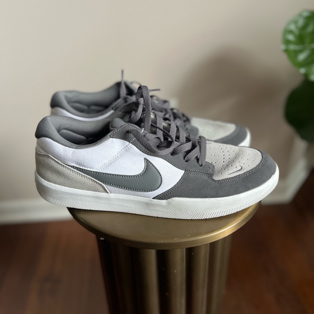 Nike SB Force 58
